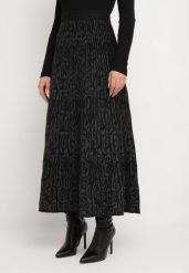 Czarna Rozkloszowana Spódnica Maxi z Wiskozy Sorvin. Czarne spódniczki damskie Born2be, bez wzorów, z tkaniny, maxi, rozkloszowane. Za 129.99 zł.
