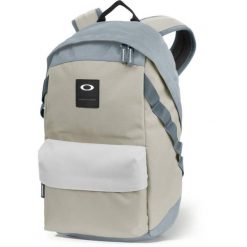 Plecak miejski Oakley Holbrook szary 20 L. Szare plecaki damskie Oakley, bez wzorów. Za 102.00 zł.