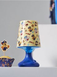 Lampa nocna LED PAW Patrol - niebieski. Niebieskie koszule nocne damskie Sinsay, bez wzorów. Za 17.99 zł.