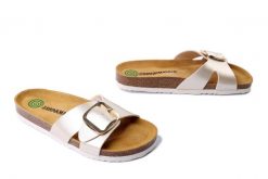 DR. BRINKMANN 700700-08 beige, klapki damskie. Brązowe klapki damskie Dr. Brinkmann, bez wzorów, bez obcasa. Za 164.93 zł.
