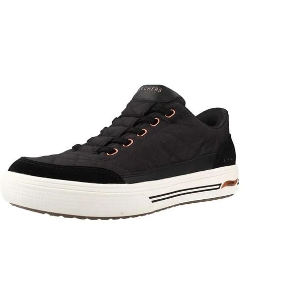 Buty SKECHERS 177209S ARCH FIT ARCADE CUDDLE STEP Czarny. Czarne obuwie trekkingowe damskie Skechers. Za 355.99 zł.