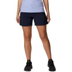 Damskie spodenki turystyczne Columbia Silver Ridge Utility. Niebieskie szorty damskie Columbia, bez wzorów, z poliesteru, klasyczne. Za 139.99 zł.