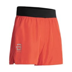 Spodenki treningowe Daehlie Sportswear Air 5 Inch. Czerwone szorty sportowe męskie DAEHLIE, s, z elastanu, na fitness i siłownię. Za 290.00 zł.