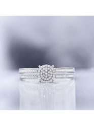 DIAMOND & CO Złoty pierścionek "Toi que j'aime" z diamentami rozmiar: 54. Szare pierścionki damskie Diamond & Co, z diamentem, złote. Za 2,609.99 zł.