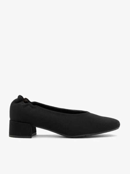 Czarne czółenka damskie z tkaniny. Czarne czółenka damskie Brawo sp. z o.o., bez wzorów, z tkaniny, bez obcasa, na obcasie. Za 329.99 zł.