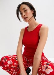 Top w prążek z czystej bawełny organicznej (2 szt.). Czerwone topy damskie bonprix, bez wzorów, z bawełny, bez kołnierzyka. Za 59.98 zł.