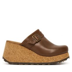 Klapki Fly London. Brązowe klapki damskie Fly London, bez wzorów, bez obcasa. Za 716.99 zł.