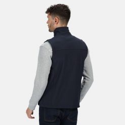 Ocieplana Męska Softshell. Szare kurtki softshell damskie Regatta, l, bez wzorów, z elastanu, bez kaptura. Za 127.99 zł.