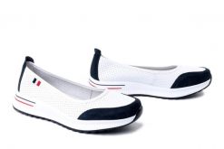 FILIPPO DP6134/26 WH NV biały granatowy, czółenka damskie. Białe czółenka damskie Filippo, bez wzorów, ze skóry, bez obcasa. Za 164.90 zł.