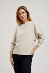 Gładka bluza wkładana przez głowę z rękawami 3/4 beżowa. Brązowe bluzy bez kaptura damskie MOODO, l. W wyprzedaży za 59.99 zł.