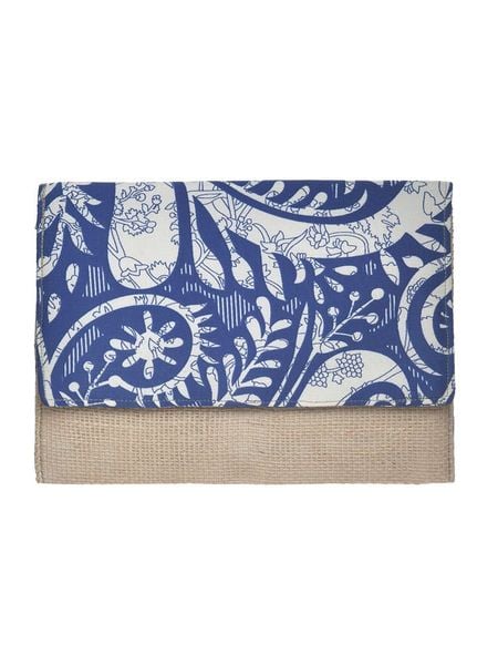 BLE Kopertówka w kolorze beżowo-niebieskim - 26 x 19 x 2 cm rozmiar: onesize. Brązowe torebki wieczorowe BLE, bez wzorów, z materiału, bez kołnierzyka, bez ramiączek. Za 27.95 zł.