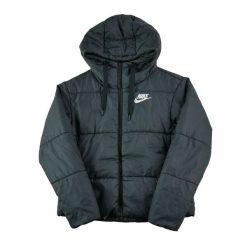 Second life - Kurtka puchowa w kolorze czarnym dla kobiet - Stan dobry. Czarne kurtki damskie Nike, bez wzorów, z puchu, bez kaptura. Za 169.16 zł.