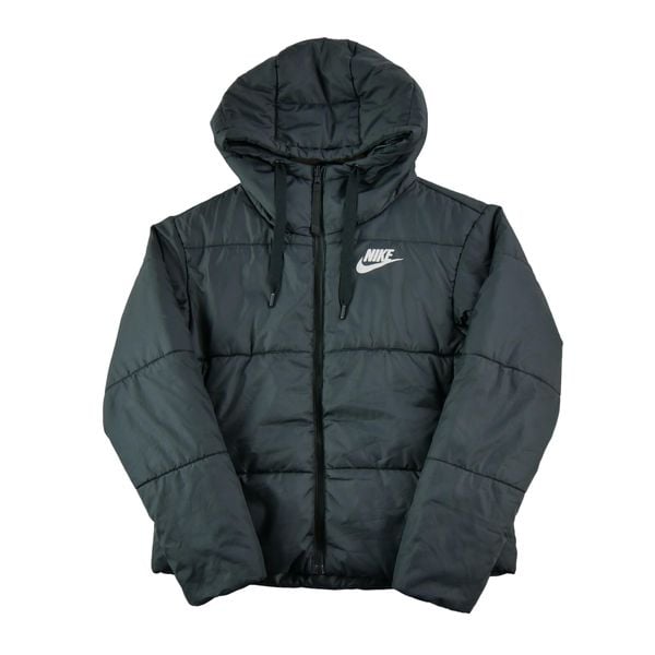 Second life - Kurtka puchowa w kolorze czarnym dla kobiet - Stan dobry. Czarne kurtki damskie Nike, bez wzorów, z puchu, bez kaptura. Za 169.16 zł.