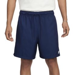 Shorty Męskie Club. Niebieskie szorty męskie Nike, bez wzorów, z materiału. Za 300.99 zł.