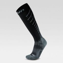 Skarpety kompresyjne do biegania męskie UYN Run Compression. Czarne skarpetki męskie UYN, bez wzorów. Za 129.99 zł.