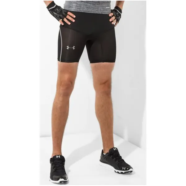 Under Armour Szorty Colswitch , czarny, rozmiar M. Czarne szorty męskie Under Armour, z materiału, bez kołnierzyka. W wyprzedaży za 99.99 zł.