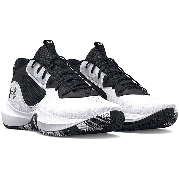 Buty koszykarskie Męskie Under Armour Sportowe. Czarne buty sportowe na co dzień męskie Under Armour, bez zapięcia. Za 320.00 zł.