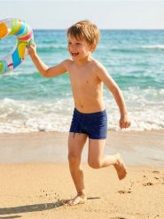 Kąpielówki z motywem surferskim - granatowy. Niebieskie kąpielówki męskie Sinsay, l, bez wzorów, do biegania. Za 17.99 zł.