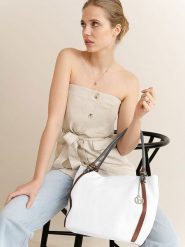 Lia Biassoni Skórzana torebka "Merula" w kolorze białym - 32 x 28 x 14 cm rozmiar: onesize. Białe torebki klasyczne damskie Lia Biassoni, bez wzorów, z materiału, bez dodatków. Za 347.99 zł.