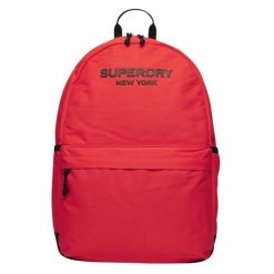 Plecak miejski Superdry City Montana. Czerwone plecaki damskie Superdry., bez wzorów, z poliesteru. Za 157.55 zł.