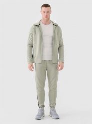 4F Spodnie treningowe szybkoschnące męskie - khaki S. Brązowe spodnie dresowe męskie 4f, z dresówki. W wyprzedaży za 139.99 zł.