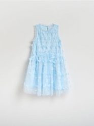 Tiulowa sukienka z aplikacją - jasnoniebieski. Niebieskie sukienki dziewczęce Reserved, z aplikacjami, z tiulu, bez ramiączek. Za 99.99 zł.