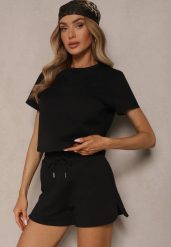 Czarne Dresowe Szorty z Bawełny z Kieszeniami Galierania. Czarne szorty damskie Renee, bez wzorów, z bawełny, eleganckie. Za 54.99 zł.