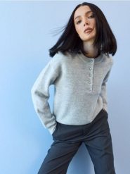 Sweter chunky z ozdobnymi guzikami i domieszką wełny - szary. Szare swetry klasyczne damskie Sinsay, l, z wełny, bez kołnierzyka. Za 49.99 zł.