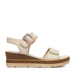 Sandały Remonte. Sandały damskie Remonte, bez wzorów, bez obcasa, na koturnie. Za 389.99 zł.