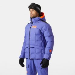 Kurtka z kapturem Helly Hansen Emiko Ridable. Fioletowe kurtki męskie Helly Hansen, l, bez wzorów, z kapturem, narciarskie. W wyprzedaży za 1,598.00 zł.