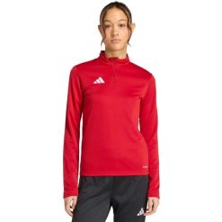 Bluza damska adidas Entrada 26 Training Top, czerwona. Czerwone bluzy bez kaptura damskie Adidas, z poliesteru. Za 121.99 zł.