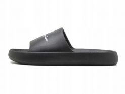 Klapki na co dzień Sportowe Champion Soft Slipper Na Basen. Czarne klapki damskie CHAMPION, bez wzorów, z gumy, bez obcasa. Za 109.00 zł.
