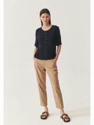 TATUUM Bluzka w kolorze granatowym rozmiar: L. Niebieskie bluzki damskie Tatuum, l, bez wzorów, bez kołnierzyka, bez ramiączek. Za 126.45 zł.