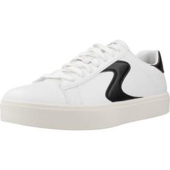 Buty sportowe Sneakersy damskie Skechers Eden LX-Beaming Glory. Białe buty sportowe na co dzień damskie Skechers, bez wzorów, z materiału, trekkingowe, Skechers Sport. Za 233.99 zł.