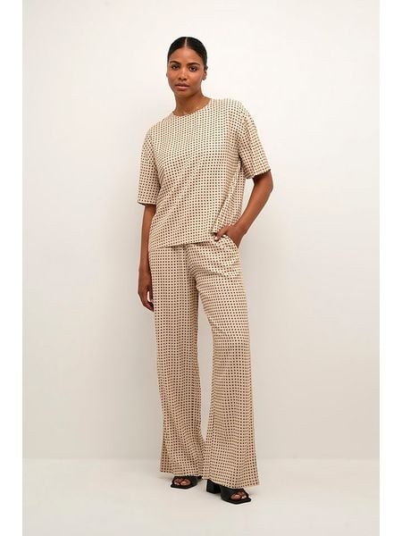 Kaffe Bluzka w kolorze beżowym rozmiar: 38. Brązowe bluzki damskie Kaffe, s, bez wzorów, z wiskozy, klasyczne, bez kołnierzyka, bez ramiączek. Za 78.28 zł.