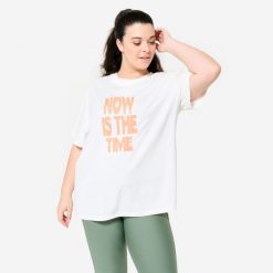 Koszulka damska Domyos Gym & Pilates oversize. Białe bluzki damskie DOMYOS, s, z bawełny, bez kołnierzyka, bez ramiączek. Za 39.99 zł.
