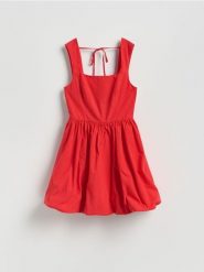 Bawełniana sukienka mini - czerwony. Czerwone sukienki damskie Reserved, l, bez wzorów, z bawełny, bez kołnierzyka, bez ramiączek, mini, rozkloszowane. Za 139.99 zł.