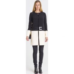 PŁASZCZ Elisabetta Franchi. Czarne płaszcze damskie Elisabetta Franchi, z aplikacjami. Za 1,229.40 zł.