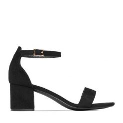 Sandały JENNY. Czarne sandały damskie Jenny, bez wzorów, bez obcasa, na słupku. Za 119.99 zł.