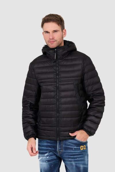 C.P. COMPANY Czarna męska kurtka Medium Jacket Water Resistant, Rozmiar 52. Czarne kurtki męskie C.P. Company, m, bez wzorów, z kapturem. W wyprzedaży za 1,994.99 zł.