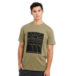 Koszulka męska Protest PRTARUGAM t-shirt. Zielone t-shirty męskie Protest, na lato, m, bez wzorów, z dresówki, bez kołnierzyka. Za 239.99 zł.