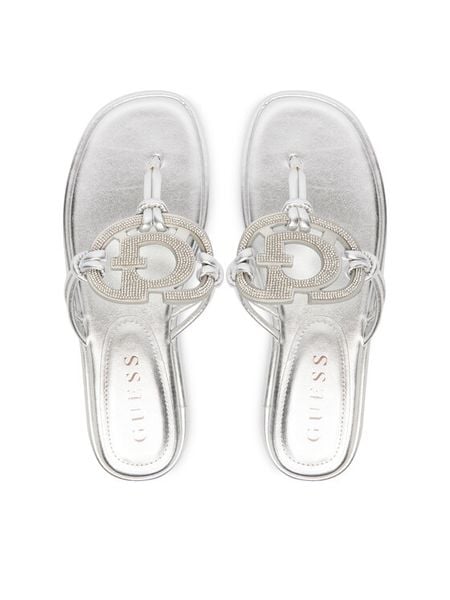 Guess Japonki FLJSM2 SAT21 Srebrny. Szare klapki damskie Guess, z aplikacjami, ze skóry, bez obcasa. Za 589.99 zł.