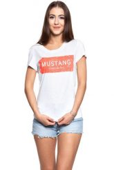 MUSTANG T SHIRT DAMSKI Alexia C Logo 1009482 2045. Białe t-shirty damskie Mustang, s, bez wzorów, bez kołnierzyka. W wyprzedaży za 39.99 zł.