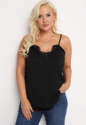 Czarny Top na Cienkich Ramiączkach z Ozdobną Koronką Samianes. Czarne topy damskie Born2be, xl, bez wzorów, z koronki, bez kołnierzyka. Za 49.99 zł.