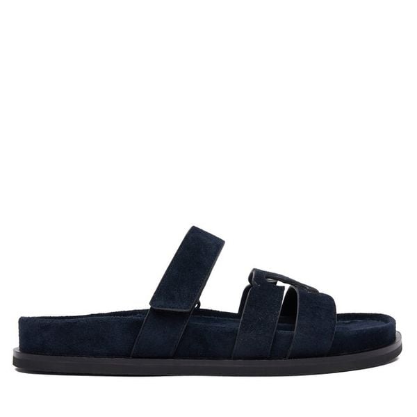 Klapki Tory Burch. Niebieskie klapki damskie Tory Burch, bez wzorów, bez obcasa. Za 1,609.00 zł.