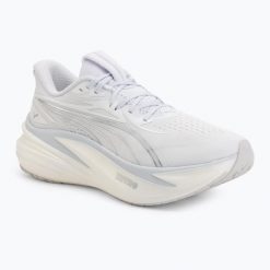 Buty do biegania męskie PUMA MagMax Nitro 2. Białe buty fitness męskie Puma, do biegania. Za 869.99 zł.