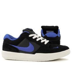Buty męskie sportowe snekersy Nike SB FORCE 58. Białe buty sportowe na co dzień męskie Nike, bez zapięcia. W wyprzedaży za 299.00 zł.