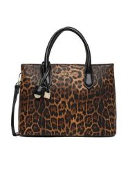 Nine West Torebka EO-DOVER-LDA8524 Brązowy. Brązowe torebki klasyczne damskie Nine West, bez wzorów, z materiału, bez dodatków. Za 249.99 zł.