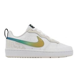 Buty Sportowe Damskie Nike Court Borough Low 2 S. Białe buty sportowe na co dzień damskie Nike, bez wzorów, nike court. Za 234.00 zł.