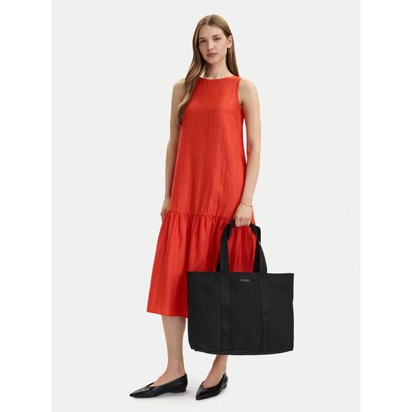 Torebka HUGO. Czarne torebki klasyczne damskie Hugo, bez wzorów, bez dodatków. Za 449.99 zł.